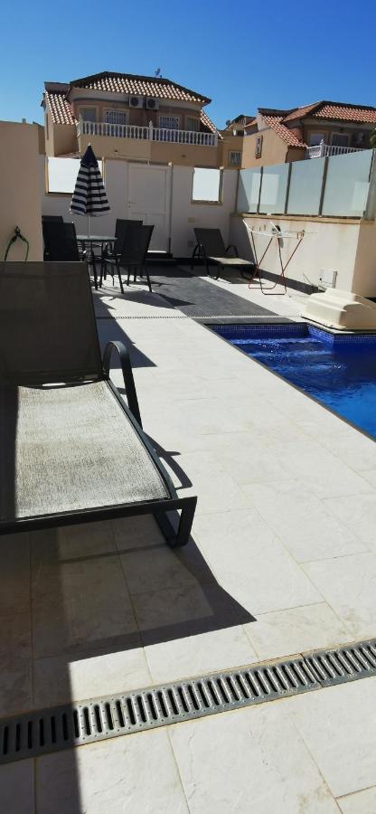 Villa La Zenia Boulevard 36 Плая Фламенка Екстериор снимка
