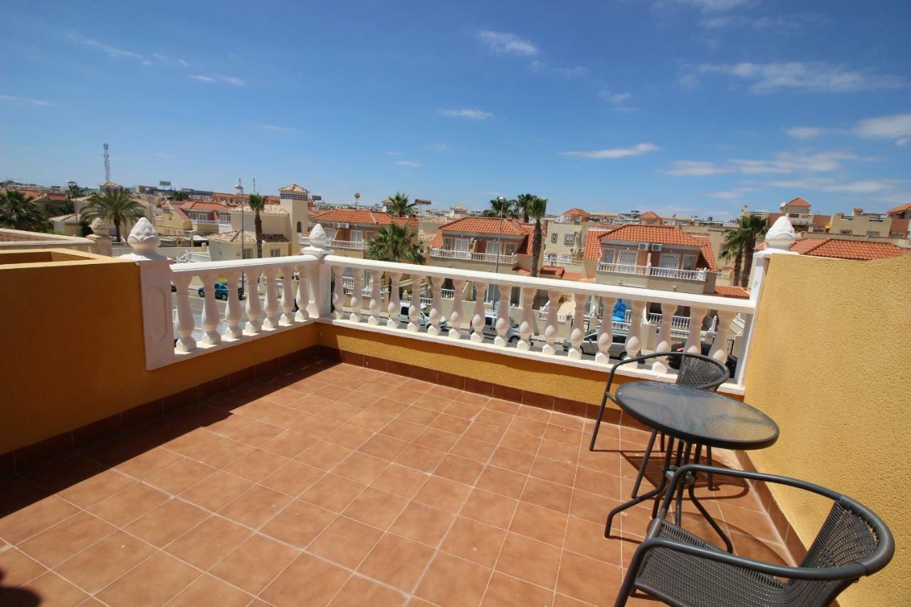Villa La Zenia Boulevard 36 Плая Фламенка Екстериор снимка